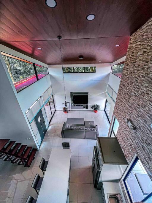 Вилла Hector House Увита Экстерьер фото